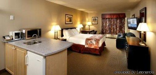 Petawawa River Inn & Suites Rom bilde